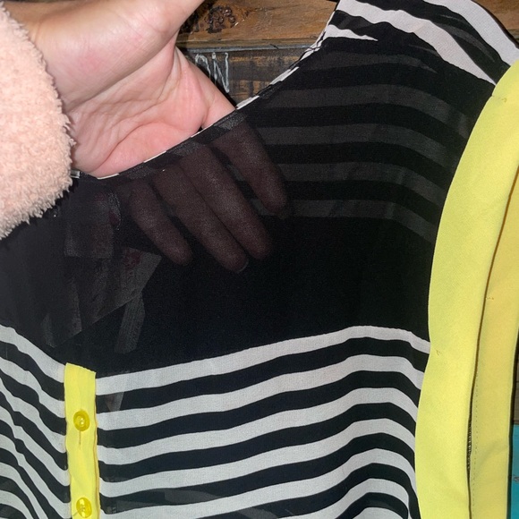 NWT Lucy Diamonds Sheer High Low Open Back Top 3X - Picture 9 of 11